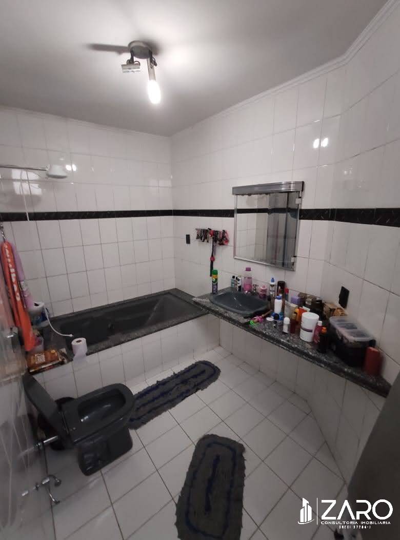 Casa à venda com 3 quartos, 93m² - Foto 6