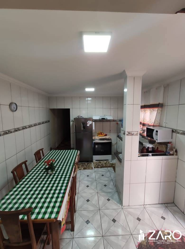 Casa à venda com 3 quartos, 93m² - Foto 14