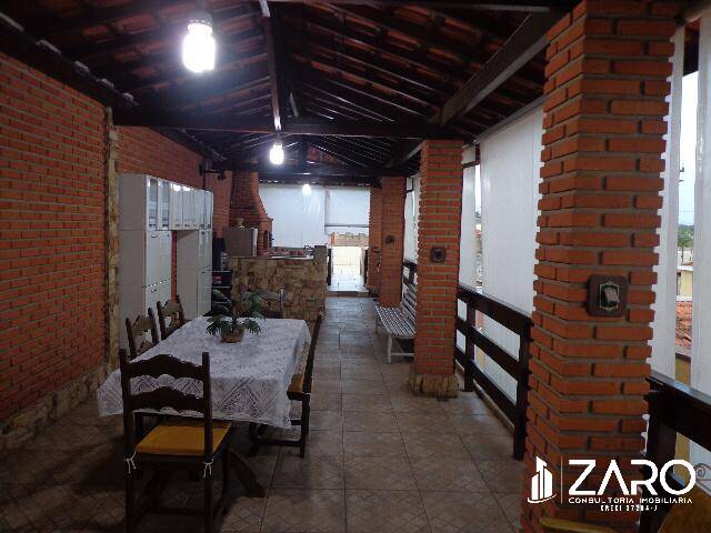 Casa à venda com 3 quartos, 150m² - Foto 28