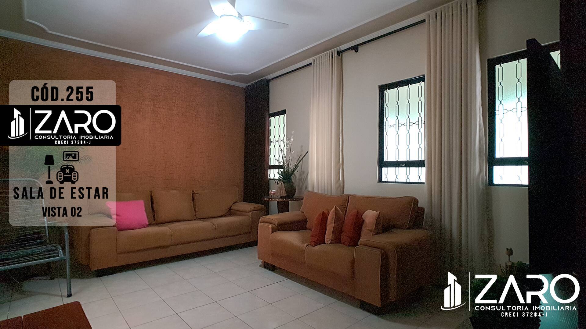 Casa à venda com 3 quartos, 660m² - Foto 2