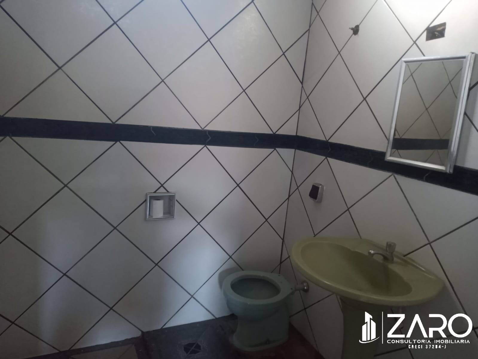 Casa à venda com 3 quartos, 150m² - Foto 10