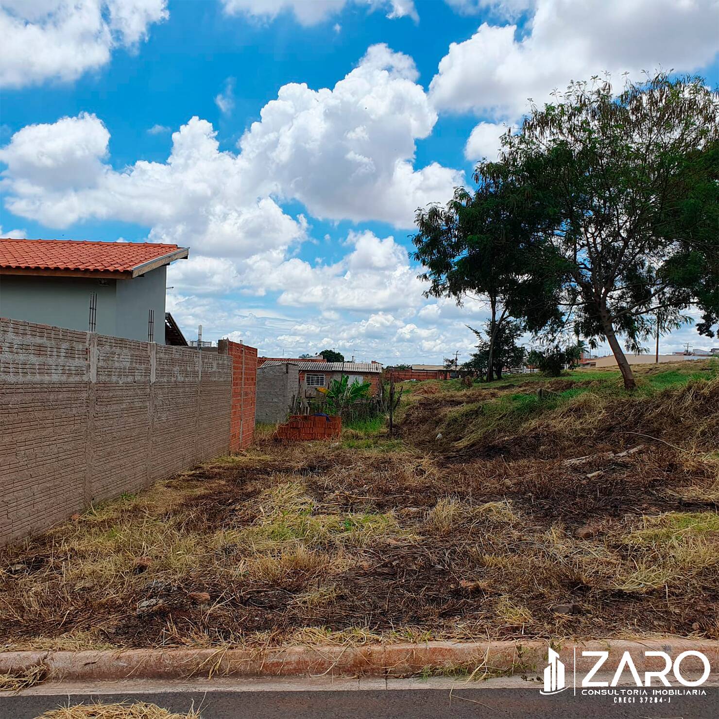 Terreno à venda, 160m² - Foto 1